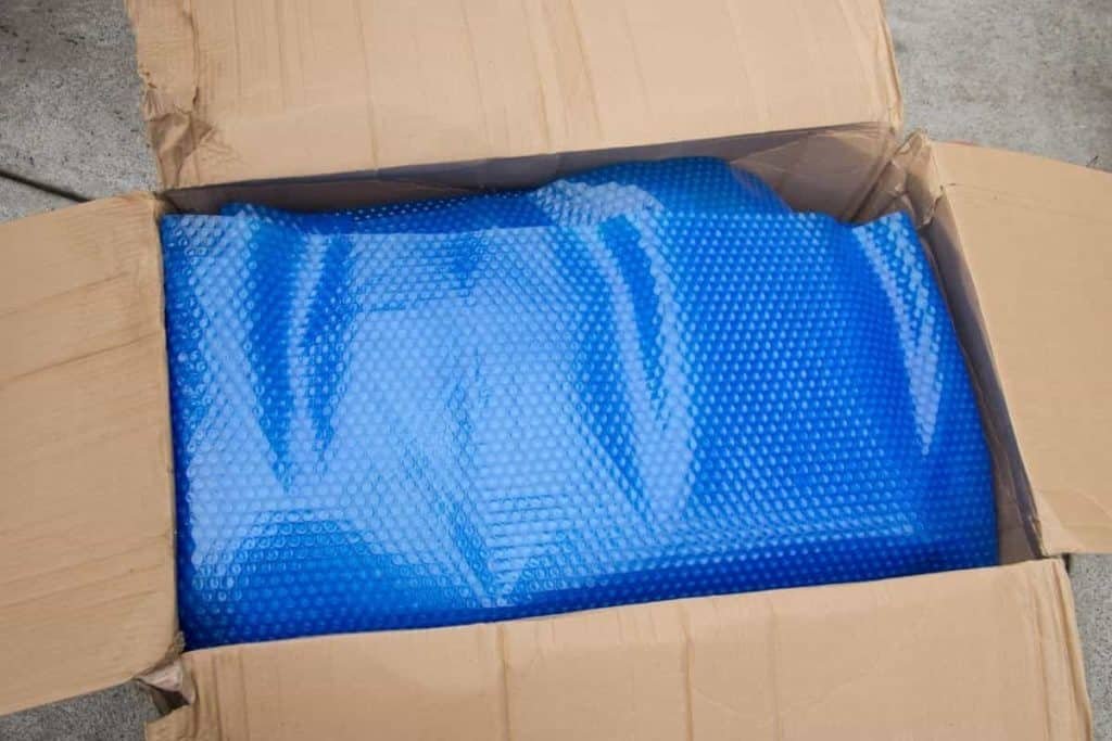 pool cover on the box